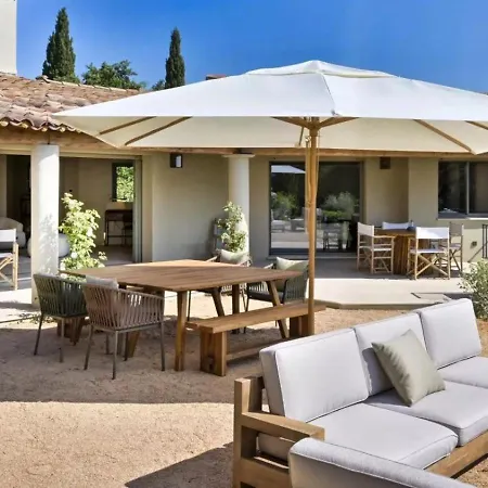 Villa Sirois *